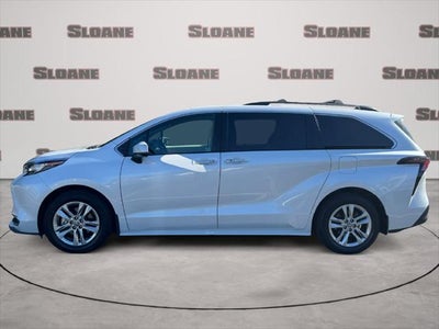 2023 Toyota Sienna XLE 7 Passenger