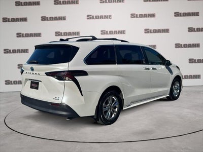 2023 Toyota Sienna XLE 7 Passenger