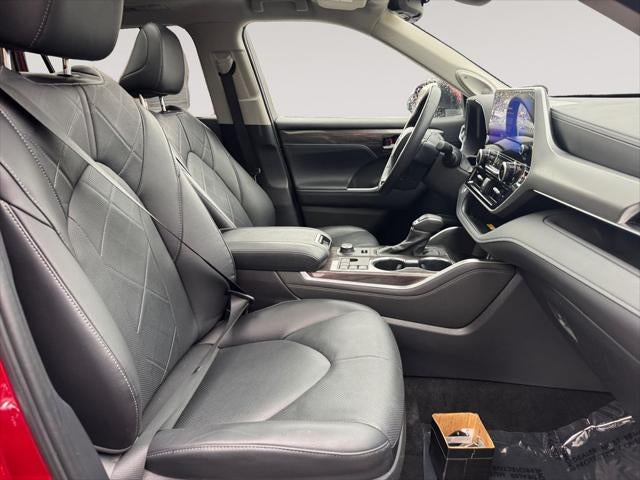 2024 Toyota HIGHLANDER Platinum