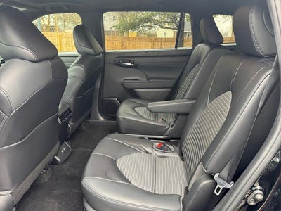2023 Toyota Highlander XSE