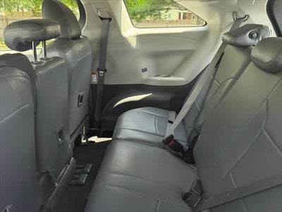 2021 Toyota Sienna LE 8 Passenger