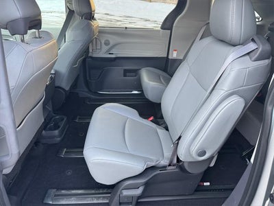 2024 Toyota SIENNA XLE AWD XLE 7 Passenger