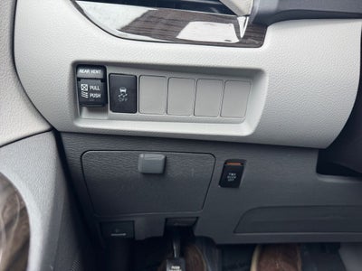 2020 Toyota SIENNA XLE 3.5L XLE