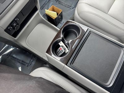 2020 Toyota SIENNA XLE 3.5L XLE