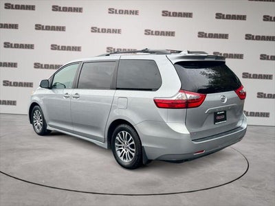 2020 Toyota SIENNA XLE 3.5L XLE
