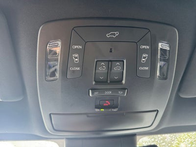 2025 Toyota Sienna Limited 7 Passenger