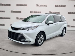 2025 Toyota Sienna Limited 7 Passenger