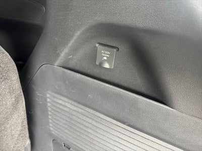 2025 Toyota Sienna Limited 7 Passenger