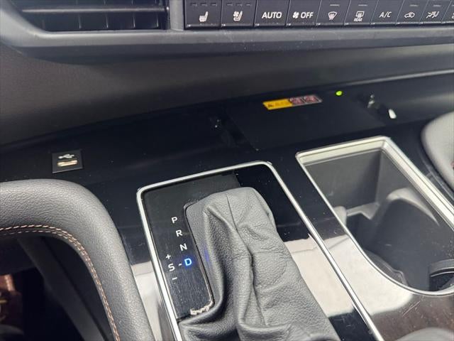 2025 Toyota Sienna Limited 7 Passenger