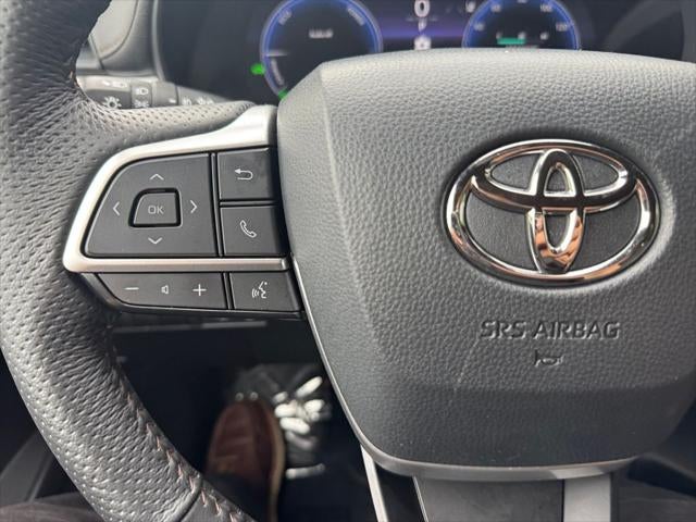 2025 Toyota Sienna Limited 7 Passenger