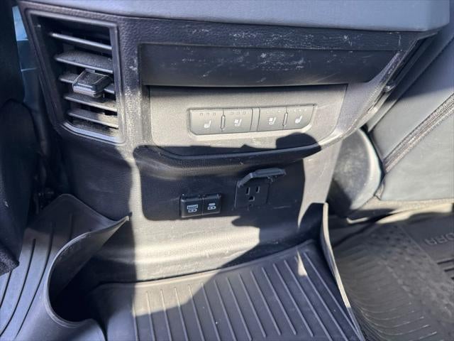 2025 Toyota TUNDRA HV 4X4 Platinum
