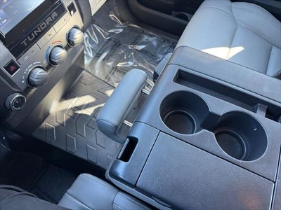 2017 Toyota TUNDRA 4X4 SR