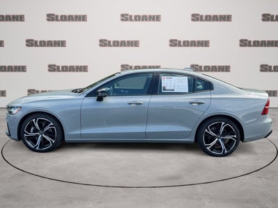 2024 Volvo S60 B5 Core Dark Theme