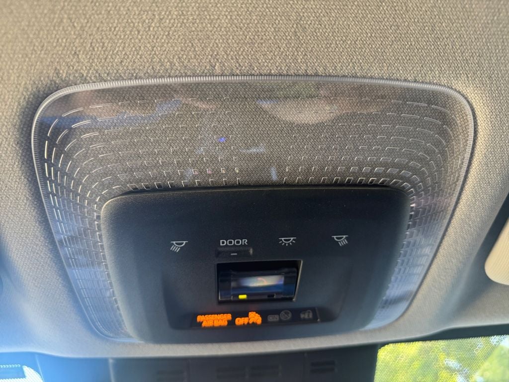 2024 Toyota Prius Prime SE
