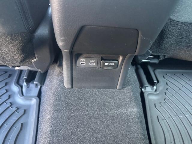 2024 Toyota Prius Prime SE