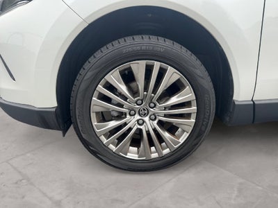 2023 Toyota Venza XLE