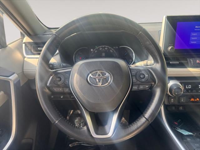 2023 Toyota RAV4 HYBRID XLE Premium