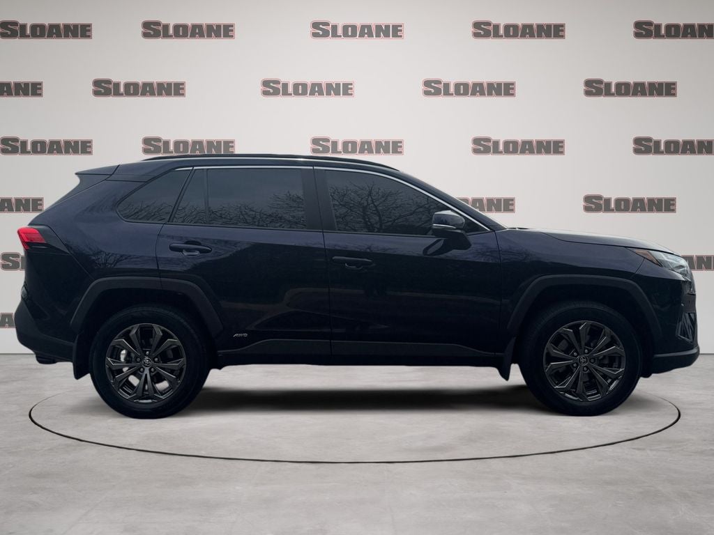 2024 Toyota RAV4 HYBRID XLE Premium