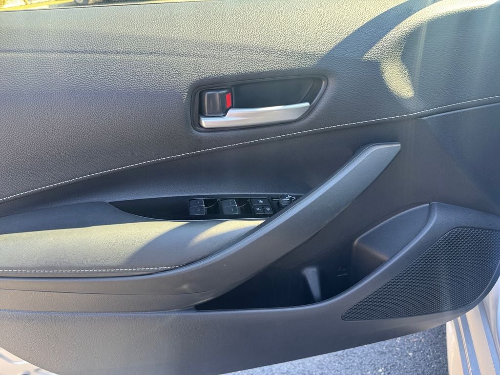 2022 Toyota COROLLA HATCHBACK SE