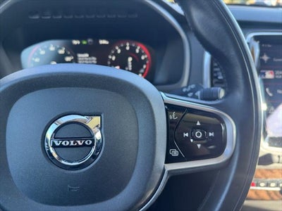 2018 Volvo XC90 T6 Momentum