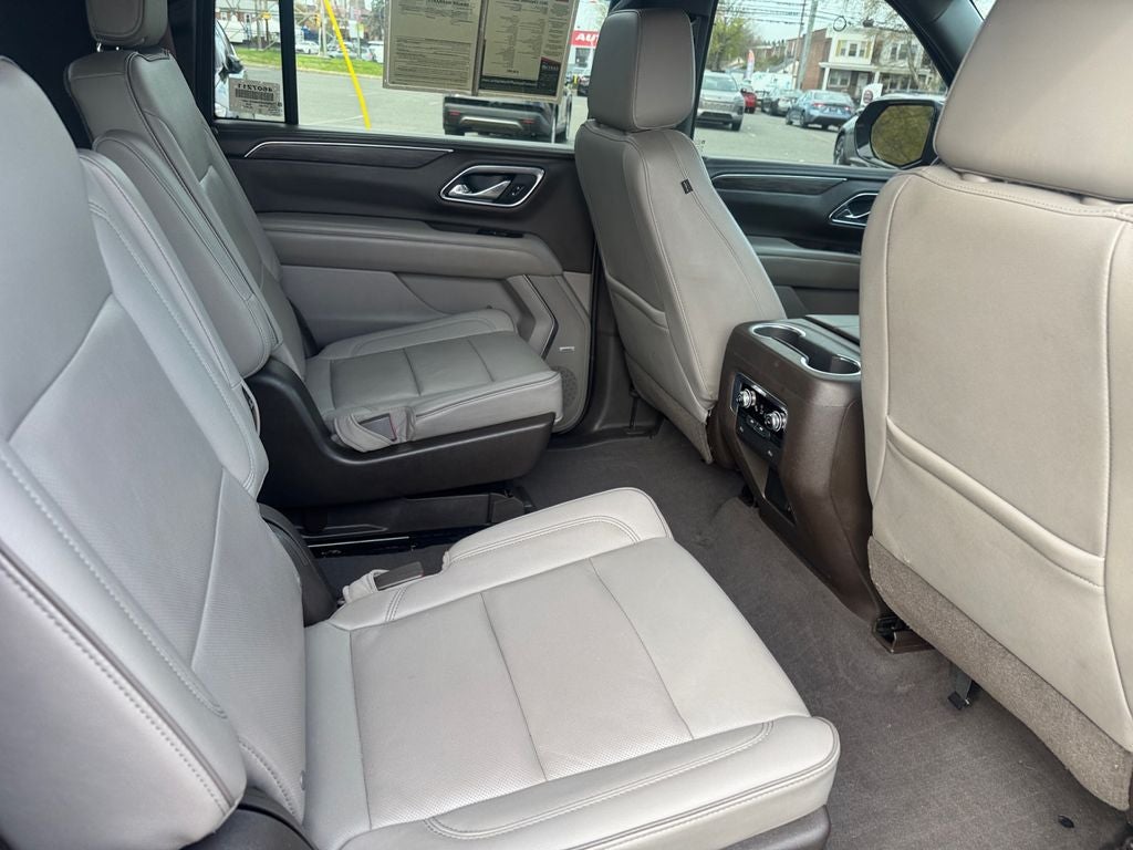 2021 Chevrolet Suburban LT