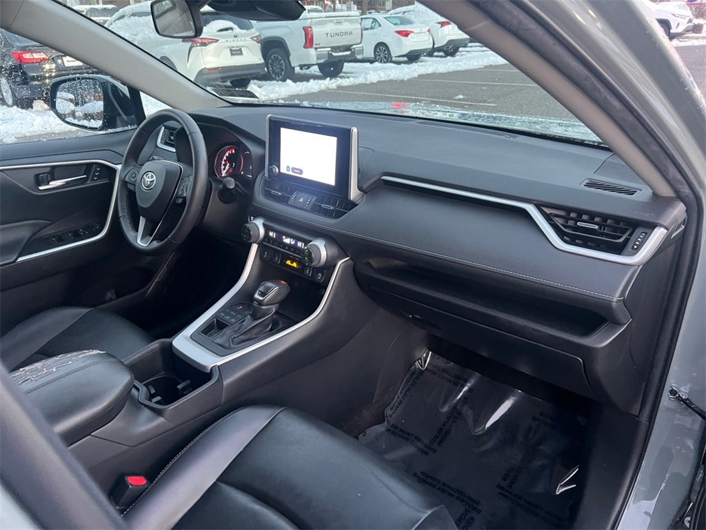 2022 Toyota RAV4 XLE Premium