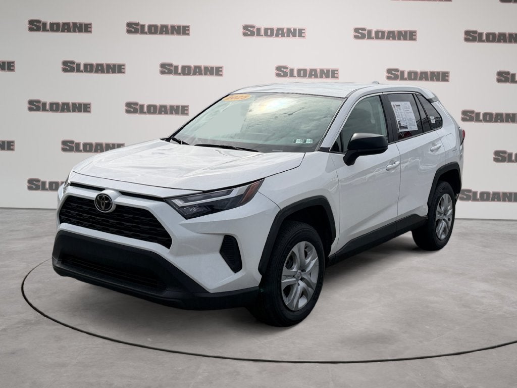 2025 Toyota RAV4 LE