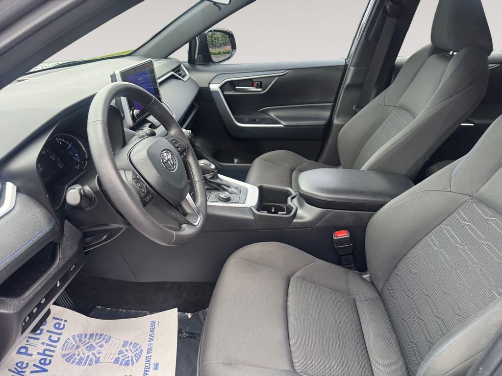 2024 Toyota RAV4 Hybrid SE