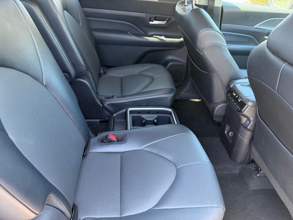 2025 Toyota Grand Highlander XLE