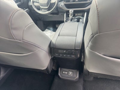 2023 Toyota Highlander Hybrid Bronze Edition