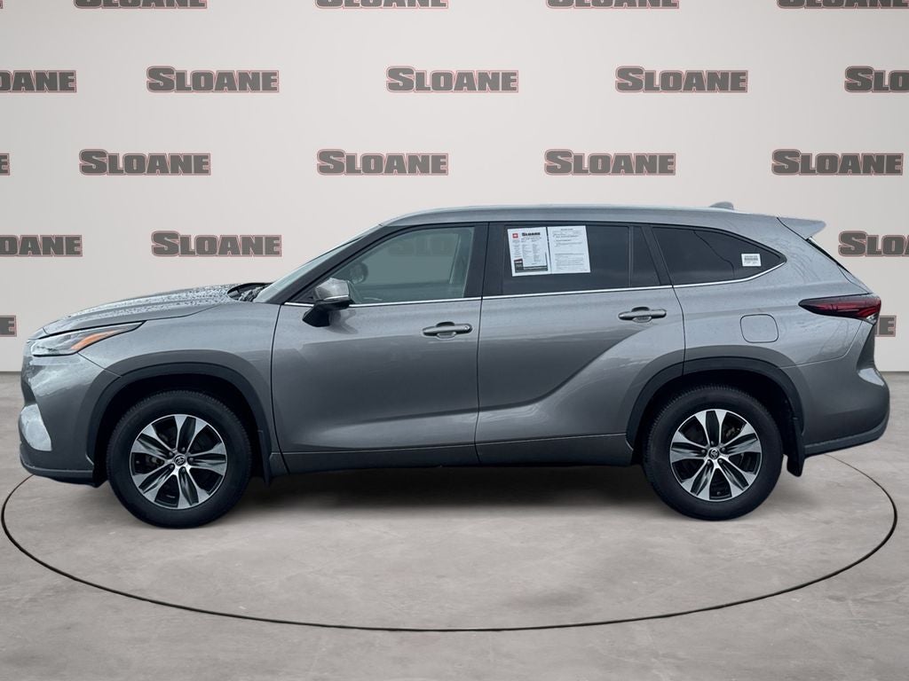 2025 Toyota Highlander XLE