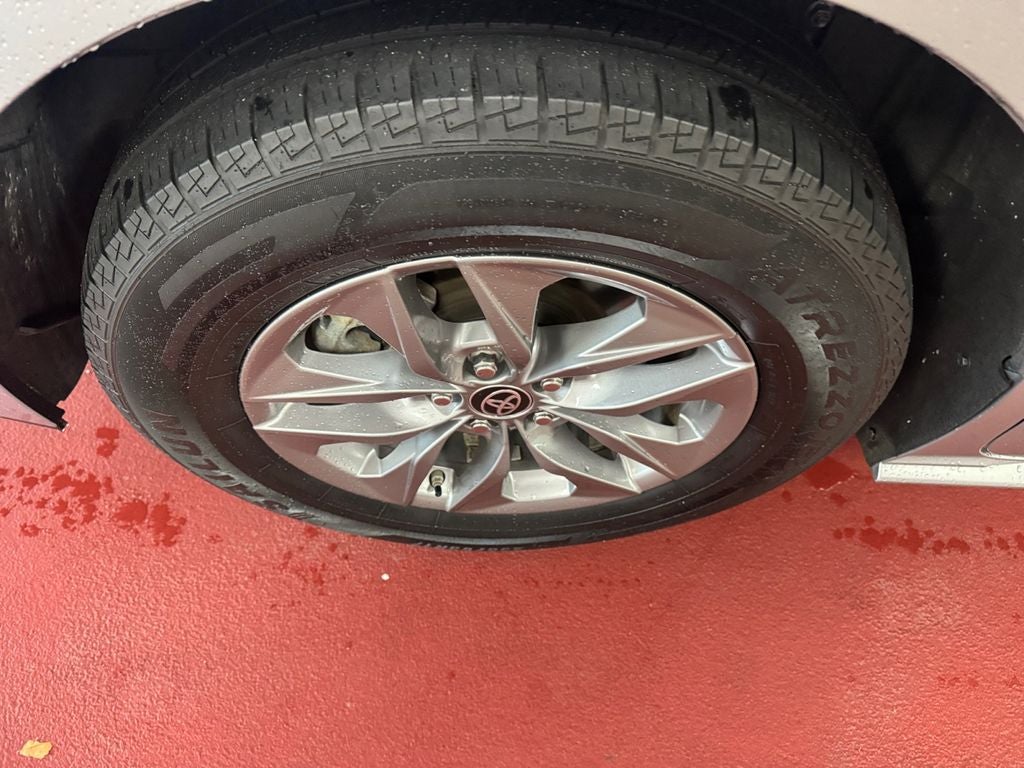 2025 Toyota Sienna XLE 8 Passenger