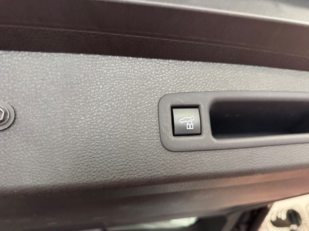 2025 Toyota Sienna XLE 8 Passenger