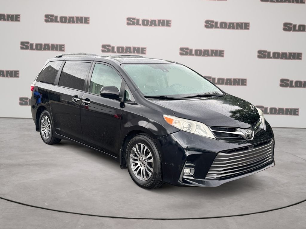 2020 Toyota Sienna XLE 8 Passenger