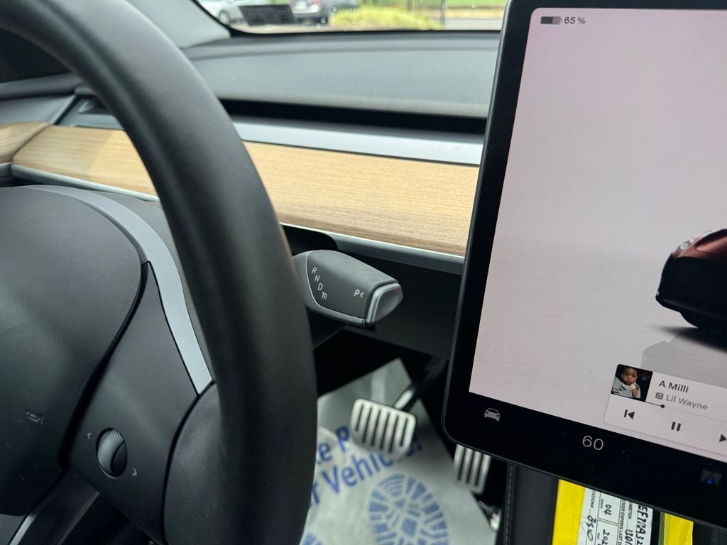 2024 Tesla Model Y Performance