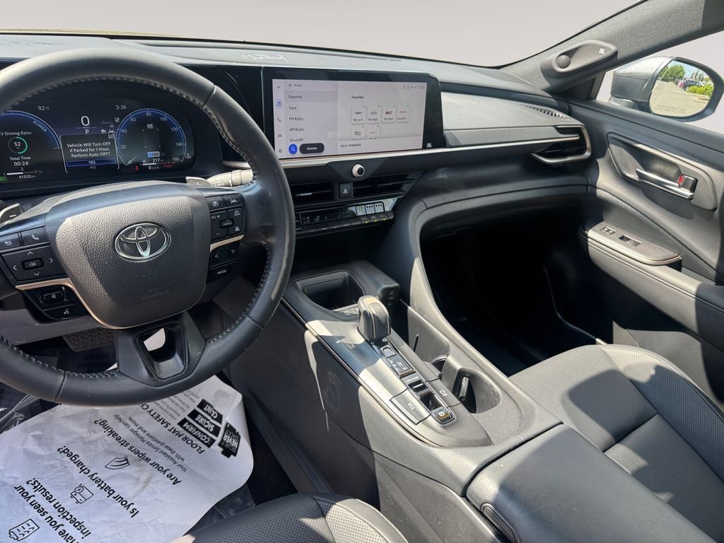 2023 Toyota Crown Platinum