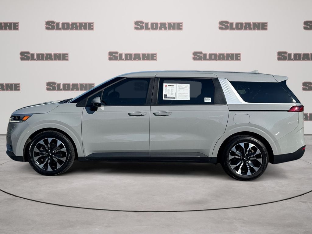 2022 Kia Carnival EX