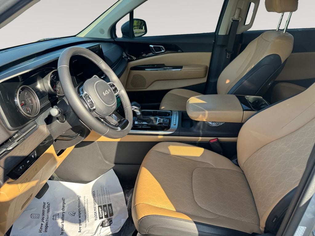 2022 Kia Carnival EX