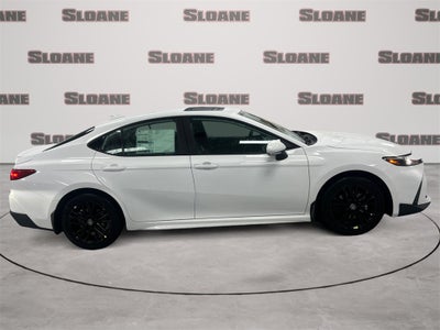 2026 Toyota Camry SE AWD