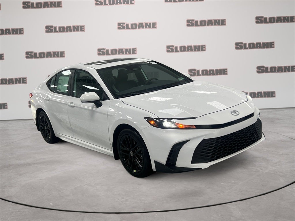 2026 Toyota Camry SE AWD