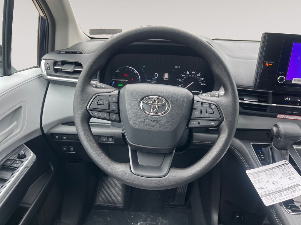 2026 Toyota Sienna LE