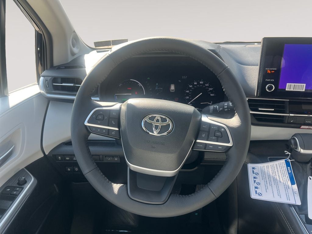2026 Toyota Sienna XLE