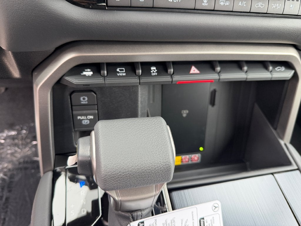 2026 Toyota Tundra i-FORCE MAX Tundra Platinum