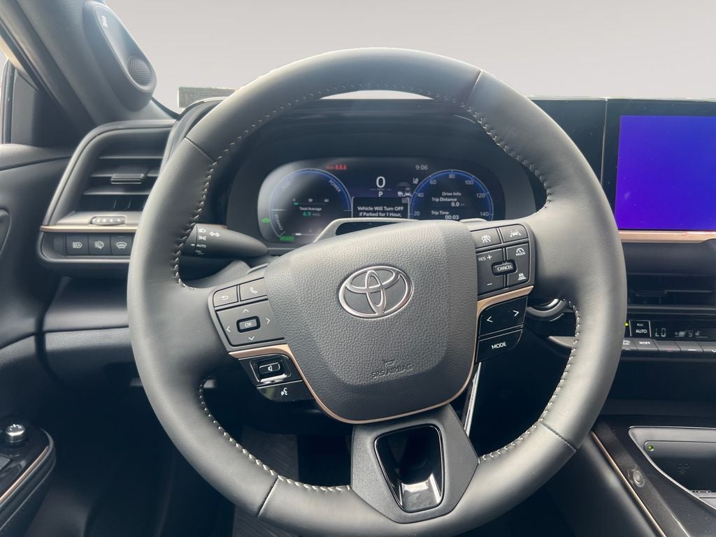 2026 Toyota Toyota Crown Signia Limited