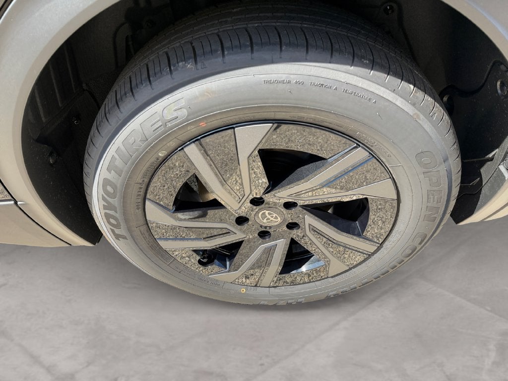2026 Toyota C-HR SE